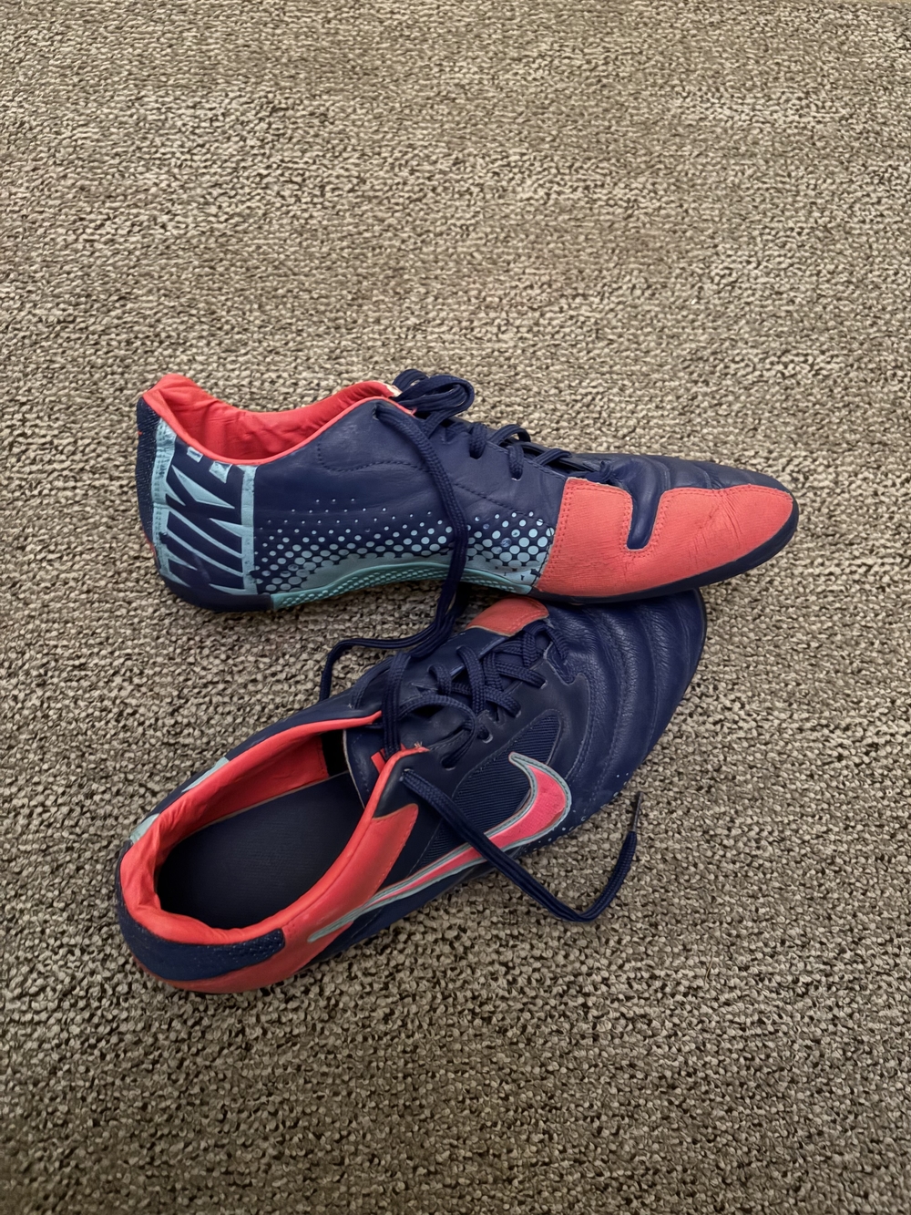 Nike Mens Indoor Soccer Shoes
